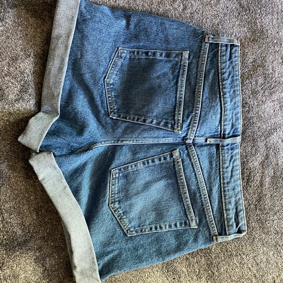 Free Assembly Jean Shorts - Picture 4 of 4